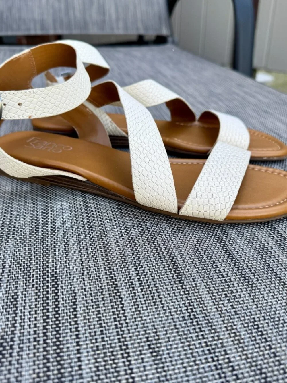 Franco Sarto Gustar Sandals Cream Reptile Leather Sz 9m Ankle Strap Buckle